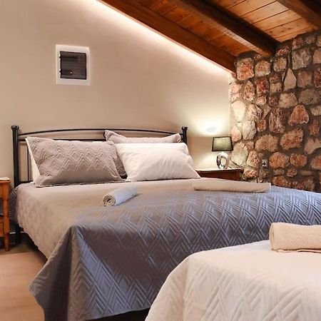 Petronas Land House 2 Villa Archangelos  Dış mekan fotoğraf