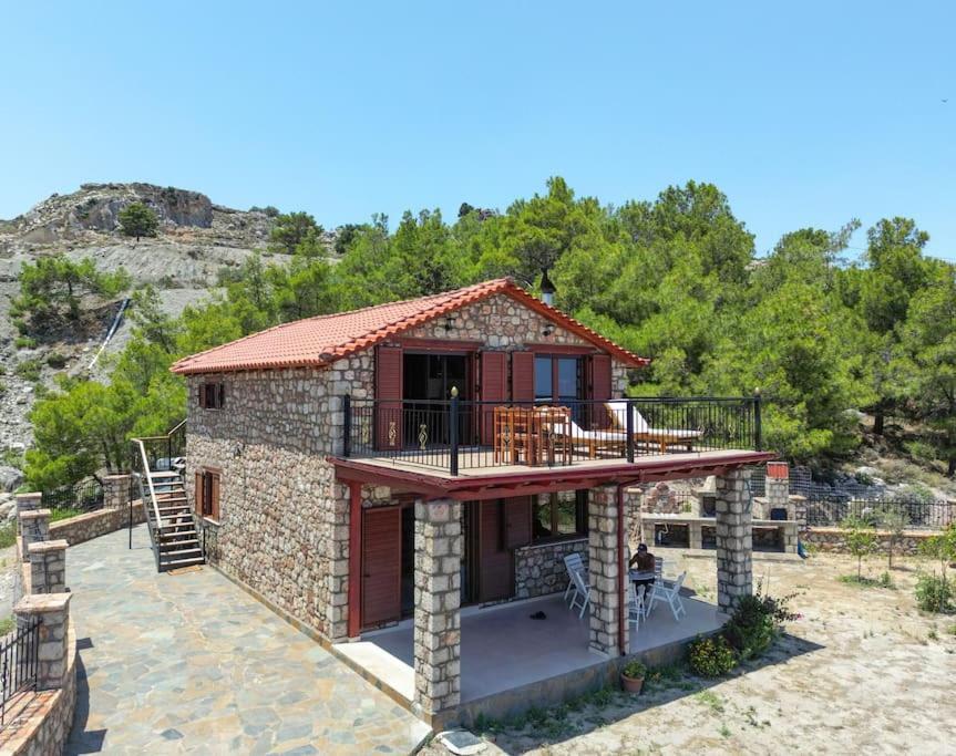 Petronas Land House 2 Villa Archangelos  Dış mekan fotoğraf