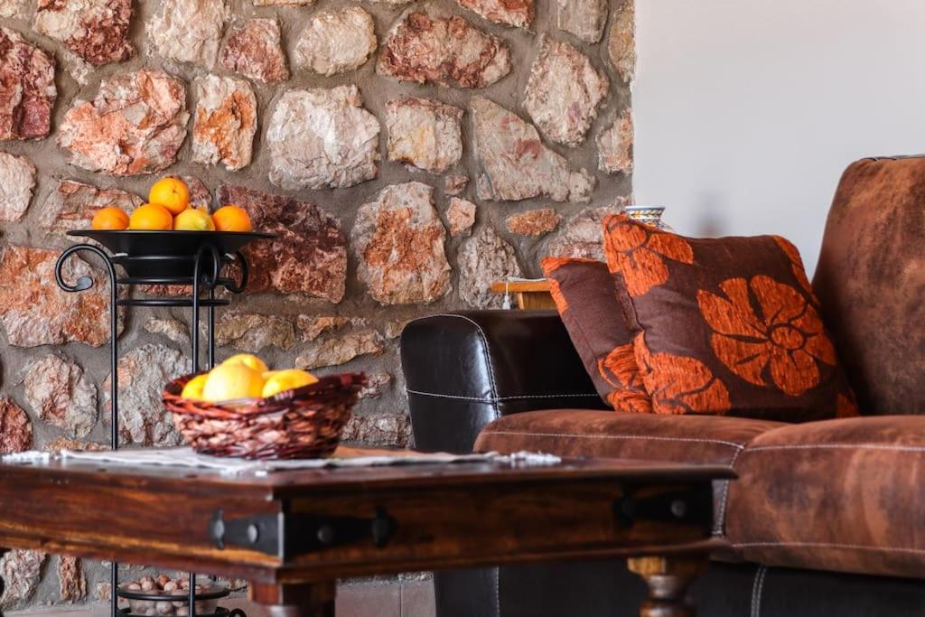Petronas Land House 2 Villa Archangelos  Dış mekan fotoğraf